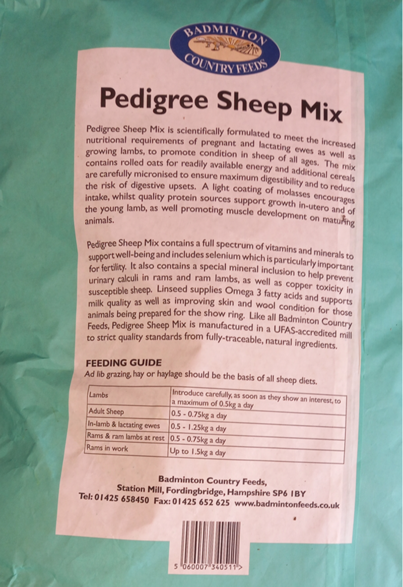 Badminton Pedigree Sheep Mix 20K-1